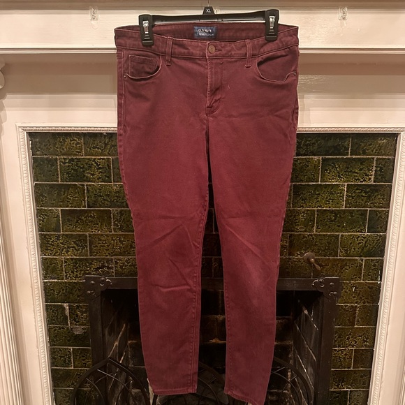 Old Navy Burgundy Skinny Pants - Picture 1 of 2